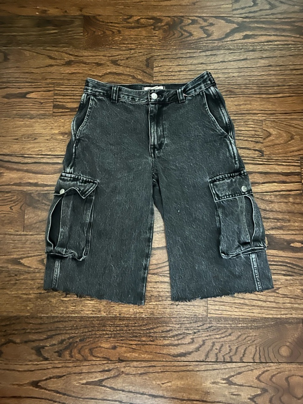 Madewell Black Washed Denim Cargo Knee-Length Shorts